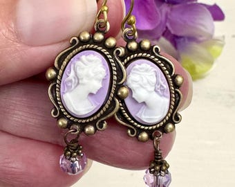 Light Purple Cameo Women’s Dangle Pierced Earrings, Purple and White, Vintage Style, Classic Ponytail Girl