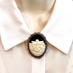 Dragonfly Cameo Brooch: Vintage Style Resin Lapel Pin