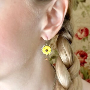 Happy Yellow Sunflower Women’s Earrings, Flower Jewelry, Floral Earrings, Vintage Style, Pierced Earrings, Festival, Faire, Summer