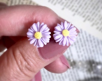 Daisy Stud Earrings: Resin Floral Surgical Steel Posts