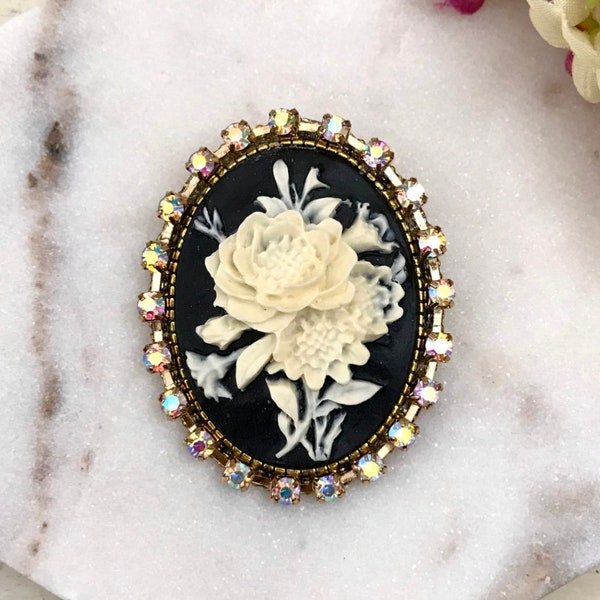 Big and Bold Cream Rose Cameo Rhinestone Edge Brooch, Botanical, Lapel Pin, Vintage Style, Classic Cameo, Victorian Jewelry, Statement Piece