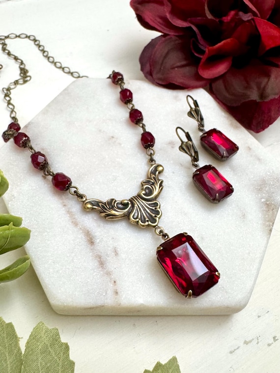 Elegant Dark Red Women’s Necklace and Earring Set, Octagon Pendant Set, Date Night, Prom, Wedding, Mother of the Bride, Bridesmaid Set