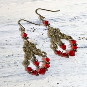 Filigree Dangle Earrings: Vintage Style Preciosa Crystals