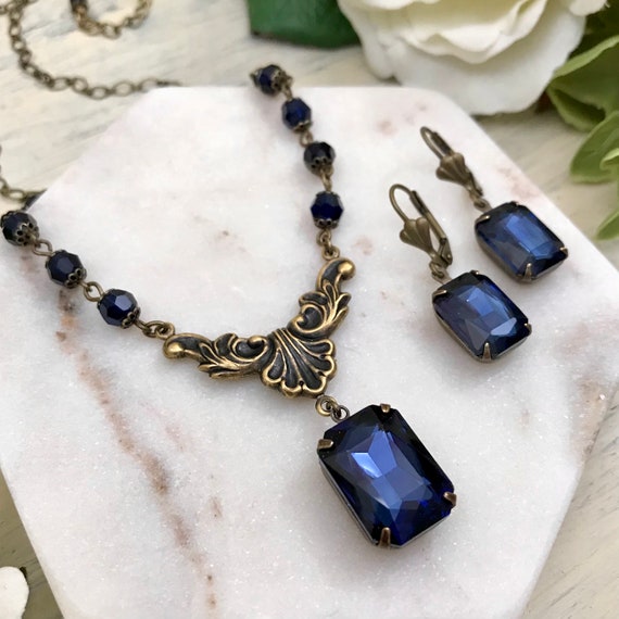 navy blue dress gold jewelry Gold Jewelry Earrings For Navy Blue Dress Prom Jewelry Ideas For Each Style Dress Faviana