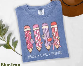 Camiseta Comfort Colors® "Enseña, ama e inspira", camiseta "Vida docente", camiseta "Agradecimiento al maestro", camiseta "Amabilidad", camisetas escolares, regalo para el maestro