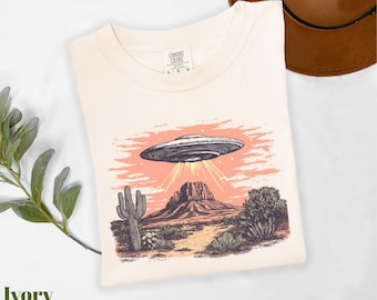 Comfort Colors® UFO Shirt, Western Shirt, Retro Ufo Shirt, 90s Western Ufo Shirt, Spaceship Shirt, Alien Shirt, Vintage Ufo Shirt