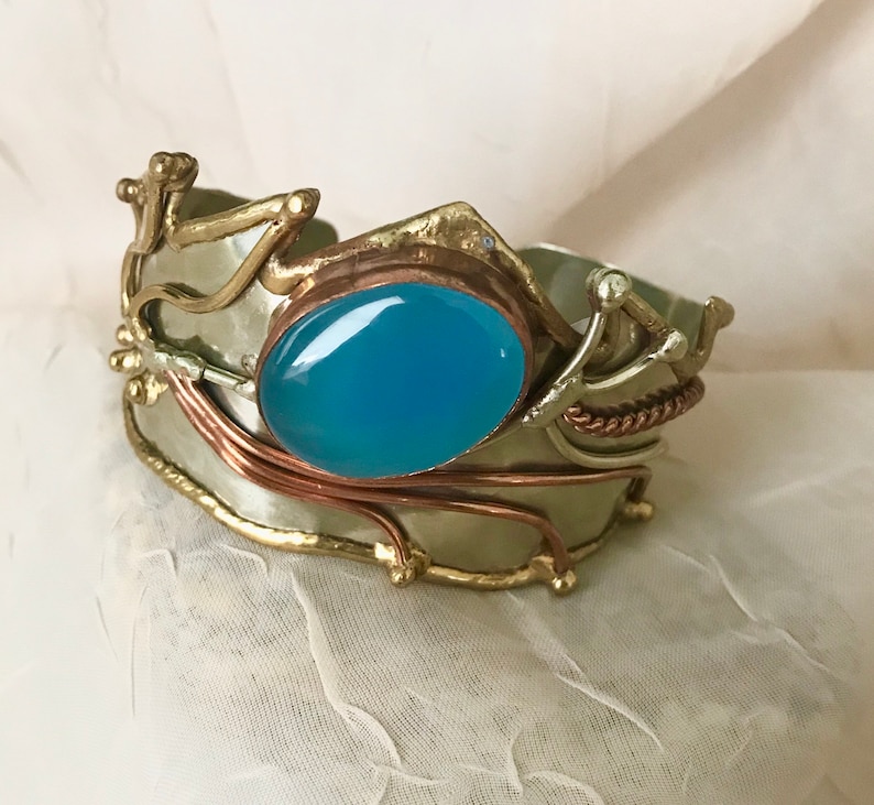 Vintage Copper Natural Stone Cabochon Brutalist Abstract Cuff Bracelet Adjustable Fit Brass
