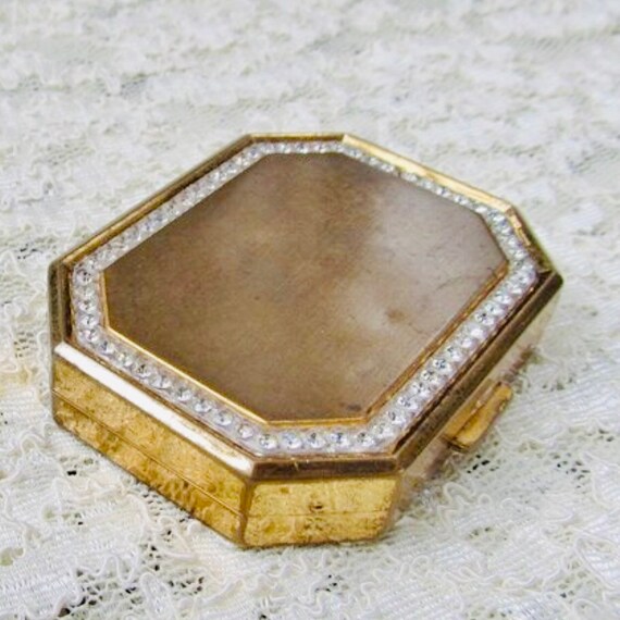 Bring The Bling Vintage Compact Avon Art Deco Rhi… - image 5