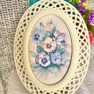 Petunias Posies Framed Print, Faux Wicker Frame, Oval, Floral Shabby Chic, Homco, Vintage 70s 80s, Wall Hanging