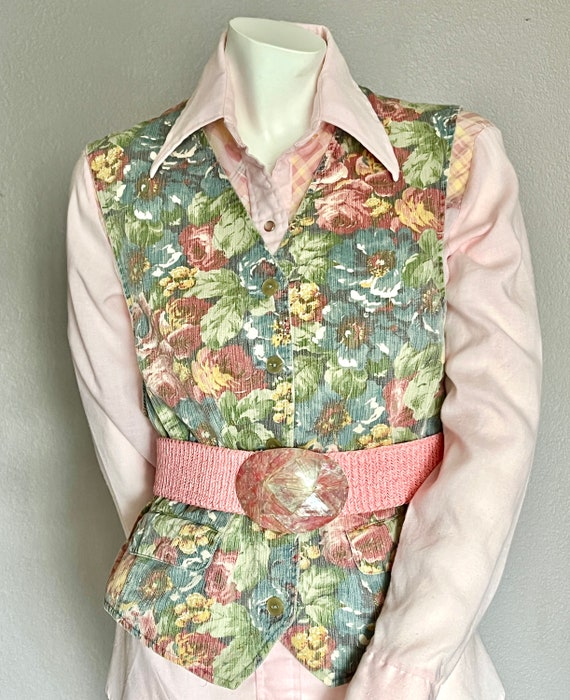 Floral Denim Vest, Button Down Front, Metal Butto… - image 6