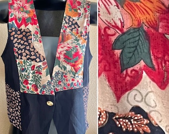 Patchwork Floral Vest Top, Button Front, Sleeveless, Cinch Waist, Hipster Vintage 90s