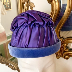 Statement Hat, Ruched Satin, Velvet Trim, High Crown, Violet, Navy, Vintage 60s image 3