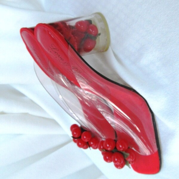 Cherry Topping Beverly Feldman Vintage Mules Clear Lucite Chunky Heel Carmen Miranda Fruit Sz 10 US