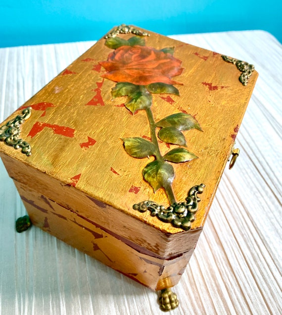Vintage Jewelry Trinket Box, Decoupage, Roses, Crackle Design, Velvet  Lined, Ornate, Dresser Top - Etsy