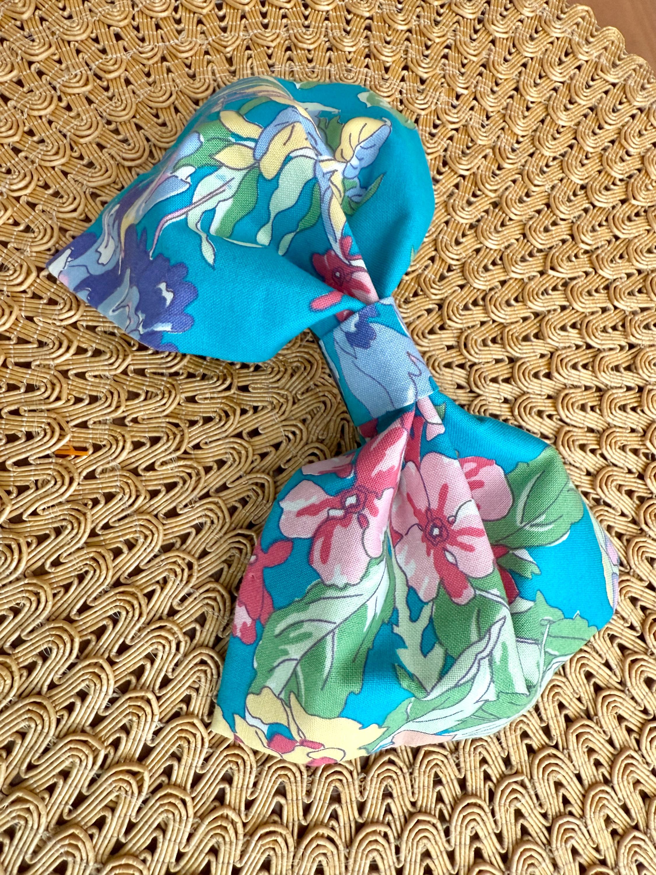 Vintage Laura Ashley Hair Bow: 80s Floral Cotton Clip, Made  display picture 2
