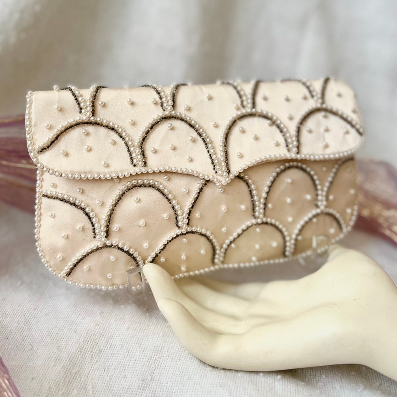Vintage 40s 50s Clutch, Faux Pearls, Seed Beads, Bridal Wedding Prom image 3