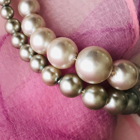 Double Strand Necklace, Chunky, Faux Grey and Ivo… - image 2