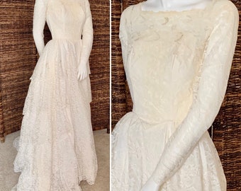 Vintage 50s Dream Wedding Dress, Sheer Lace Sweetheart, Sequins, Lace, Tiers, Fits Size XS