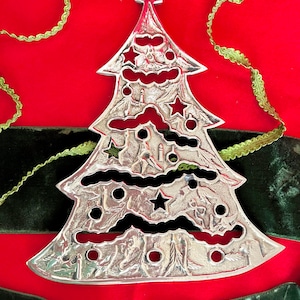 Christmas Tree Trivet, Brass Vintage Holiday Decor, Holiday Party, Brass Wall Decor