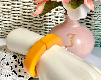 Bakelite Clamper Bracelet, Butterscotch Yellow, Vintage 40s 50s, Pin Up Fashion