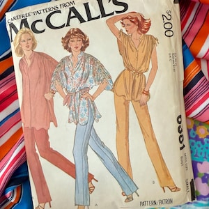 Wide Leg Pants and Top Sewing Pattern, Vintage 70s, Bell Bottoms, Tunic, Caftan Tops, Factory Folded, Instructions, McCalls 6381