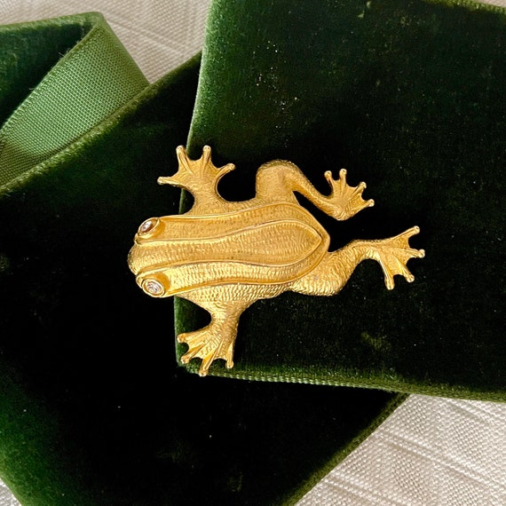 Vintage Frog Brooch, Sculptural Pin, Rhinestone C… - image 1