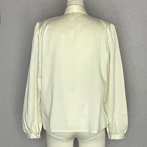 Vintage Lacy Creamy Blouse, Tiny Pleats, Edwardian Lace Jabot, Victorian, Frilly Top Shirt, XL image 3