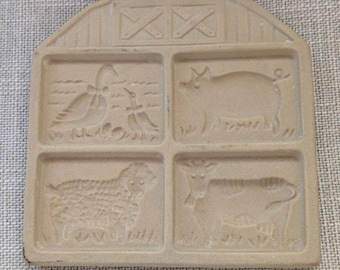 Pampered Chef Cookie Art Stoneware Cookie Mold - 1994 Farmyard Friends
