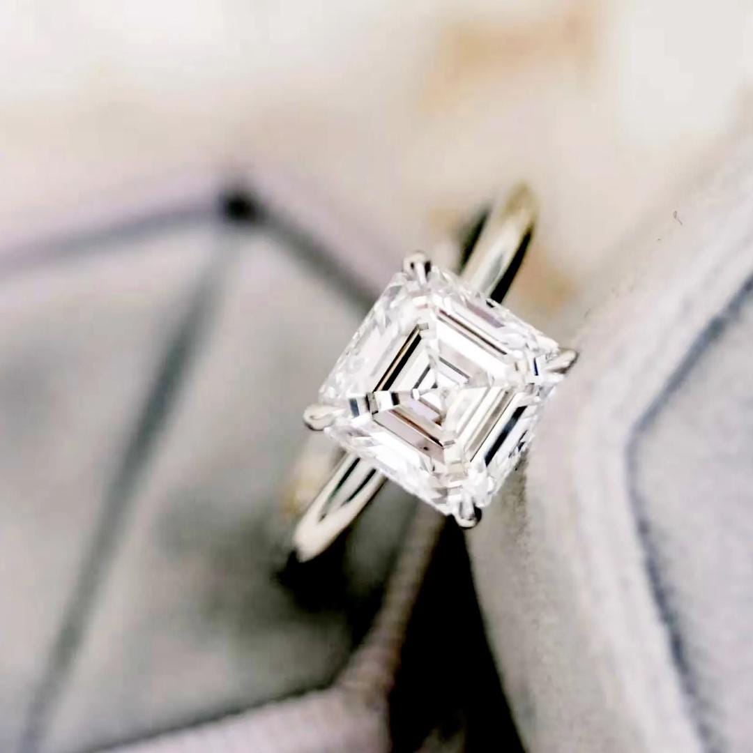 Anello Uomo Moissanite 1,40 Ct Taglio Asscher – Argento 925 – Regalo Perfetto!