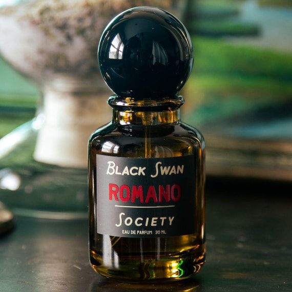 ROMANO Eau de Parfum | 30ml - Dark Romantic Perfume: Whiskey Vanilla Musk, Gothic Scent