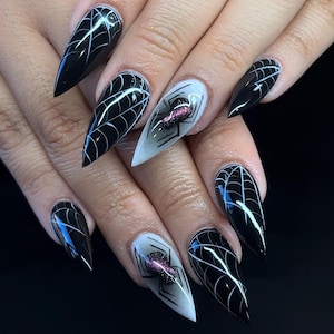 Spider Web Press On Nails, Black and White Gothic Fake Nails, Halloween Spider Nails, Creepy Gothic Nail Art, Reusable Handmade False Nails