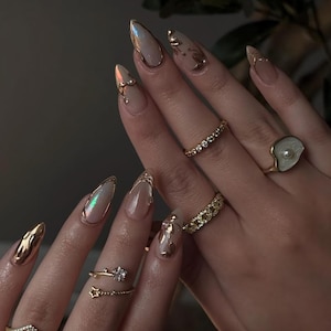 Milky White Gold Flower Nails, Luxury Press On Nails, Hand Made Elegant Gold Press Ons, Acrylic Nails, Wedding Nails, Bridal Press On Nails