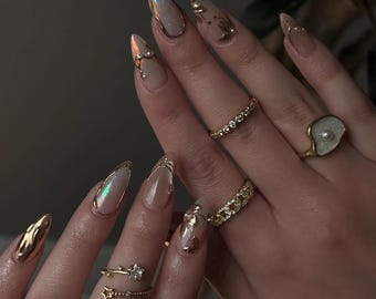 Milky White Gold Flower Nails, Luxury Press On Nails, Hand Made Elegant Gold Press Ons, Acrylic Nails, Wedding Nails, Bridal Press On Nails