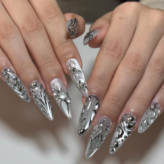 Luxury Chrome Silver Press On Nails, 3D Fluid Metallic Nail Art, Cyberpunk Chrome Nails, Y2K Chrome Nail Art, Reusable Cyber Y2K Nail Set