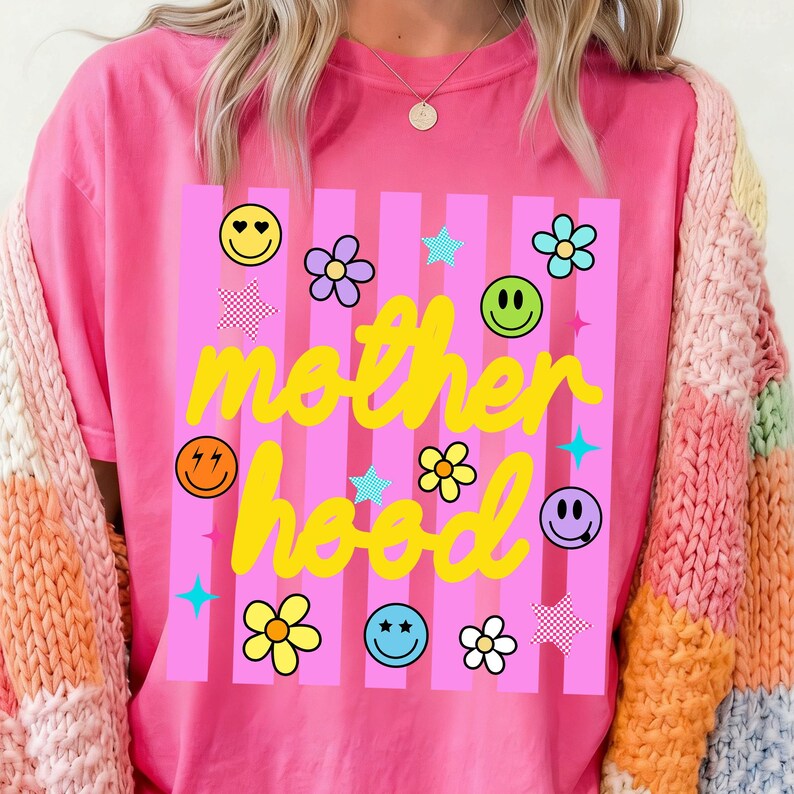 Striped Coquette Motherhood PNG, Smiley Face PNG, Neon Mama PNG, Dzień Matki PNG, Koszulka z kwiatowym wzorem dla mamy w stylu preppy, Modny wzór koszulki zdjęcie 4