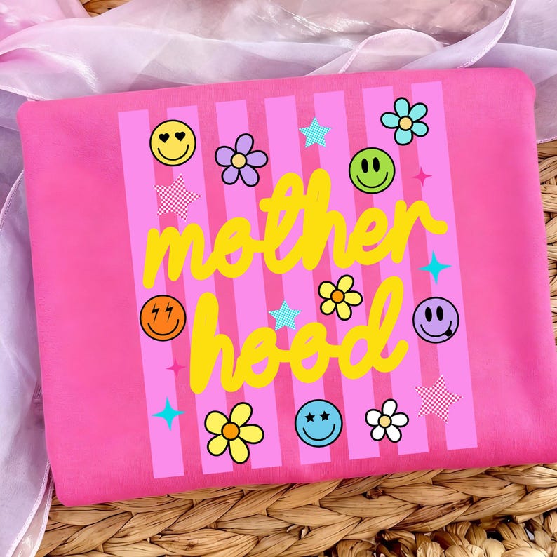 Striped Coquette Motherhood PNG, Smiley Face PNG, Neon Mama PNG, Dzień Matki PNG, Koszulka z kwiatowym wzorem dla mamy w stylu preppy, Modny wzór koszulki zdjęcie 11