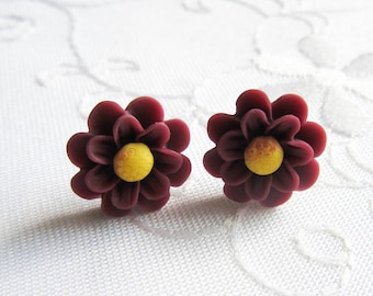 Matte Chrysanthemum Flower Earrings / Chrysanthemum / Mums / Flower / Post / Stud / Earrings / Flower Studs / Flower Posts / Wine / Red