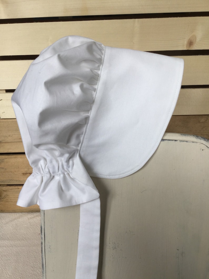 Heirloom Southern Bonnet White main image 0