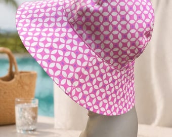 Pink Geometric Reversible Sun Hat, Packable Wide Brim Summer Hat