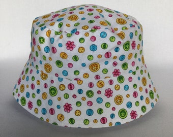 Buttons / Button Sun Hat / Bucket Hat / Toddler Sun Hat / Baby Sun Hat / Colourful Buttons Bucket Hat / Sun Bonnet / White Sun Hat / BHD31