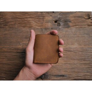 Mini billetera de cuero hecha a mano: piel de vaca genuina de primera calidad, compacta y elegante