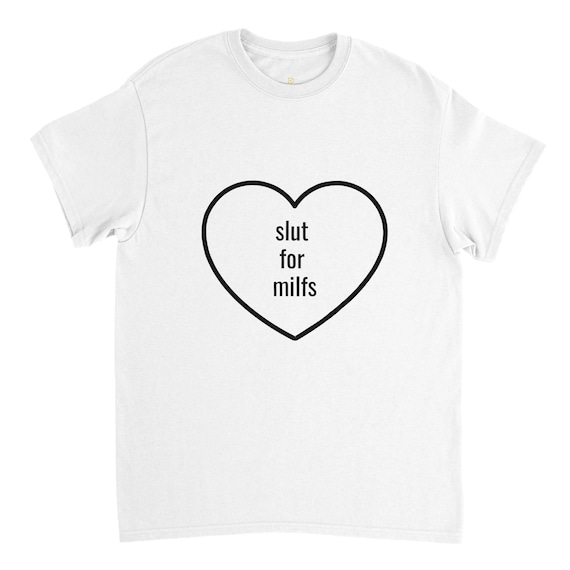 Slut for milfs - Heavyweight Unisex Crewneck T-shirt | Gildan® 5000