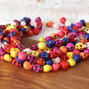 15&quot; 31pcs carved Skull 13mm x 10mm Multi-Color Small turquoise Beads 8 color