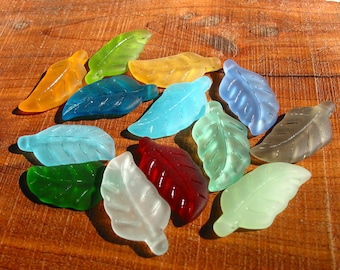 2 / 4 pcs PICK Color 32mm Carved Leaf Top Drilled Pendant sea beach glass bead frosted recycled - Red Green Blue Yellow Seafoam Grey Teal