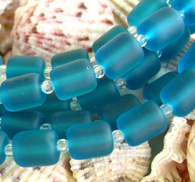 8 6mm 8mm 10mm peacock TEAL blue sea beach velvet glass beads matte frosted round recycled