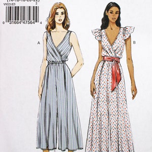 Vogue sewing pattern for darling jumpsuit - Very Easy Vogue - Vogue 9321 - sizes 14 to 22 - bust 36 to 44 - UNCUT