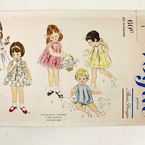 Vogue Paris Design sewing pattern for pretty girl&#39;s dress and panties - vintage 1960 - Vogue 5559 - chest 20 inches - toddler size 1