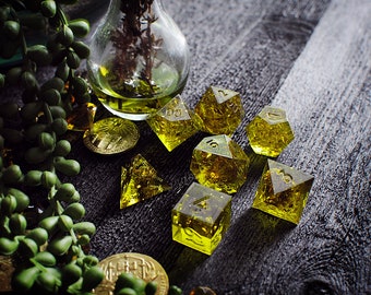 Massy Rock Moss, green polyhedral sharp edge DnD gem dice with real moss, cottagecore, druid, natural