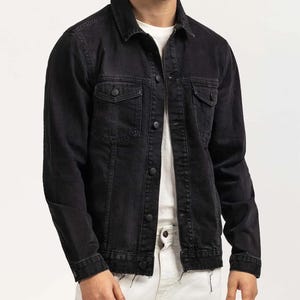Op maat gemaakt zwart spijkerjack: vintage stijl, handgemaakte streetwear