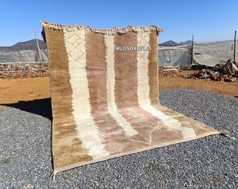Tapis Beni Ourain fait main : tapis marocain en laine à poils longs, dimensions personnalisées